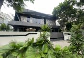 Detached villa for sale in Hung Thai Phu My Hung, District 7 designed with 5 bedrooms 2 facades front and back, swimming pool