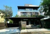 Selling or renting My Giang Phu My Hung villa, District 7, new house designed by a famous architect