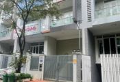 Townhouse for rent on Street No. 7 Him Lam Residential Area, District 7 with a 3-storey basement located right in the park