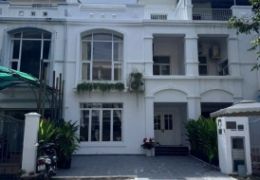 Hung Thai Phu My Hung villa for sale, District 7 with ground floor + 2 floors designed with 4 bedrooms, facing North – 126m2