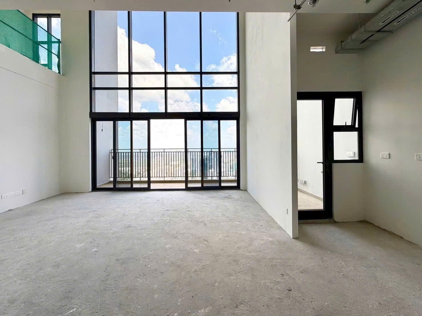Duplex penthouse for sale The Infiniti Riviera Point, Tan My Ward, rough house designed with 3 bedrooms river view – 159m2