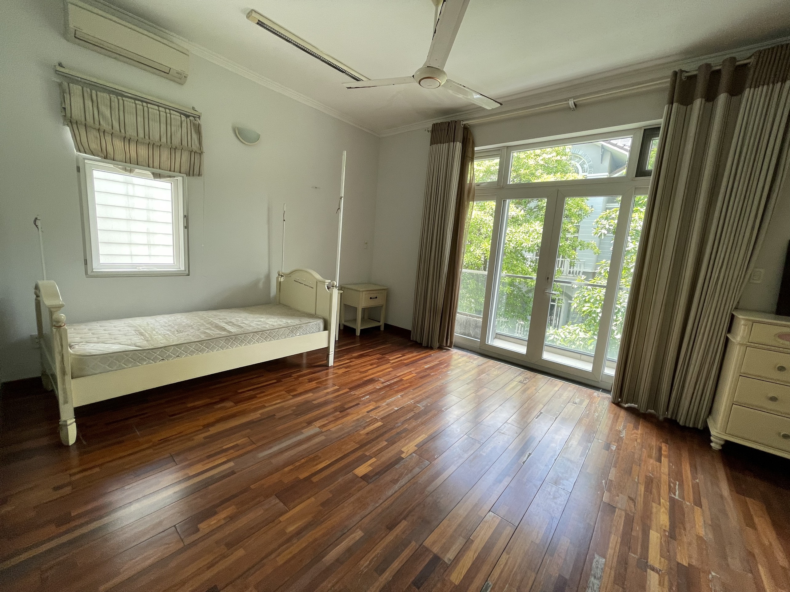 Single for rent Nam Thong Phu My Hung - District 7- A nice house 12