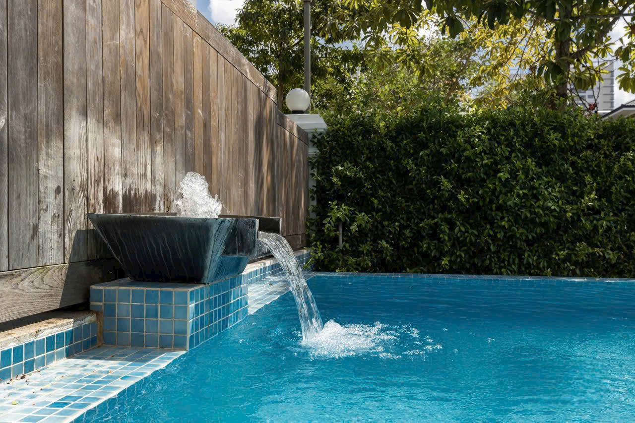 Bán hoặc cho thuê biệt thự đơn lập Chateau 4 Phú Mỹ Hưng, Quận 7 xây 5 tầng có hồ bơi – 580m2 2