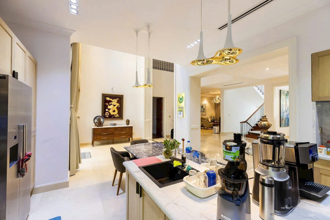 Bán hoặc cho thuê biệt thự đơn lập Chateau 4 Phú Mỹ Hưng, Quận 7 xây 5 tầng có hồ bơi – 580m2 8