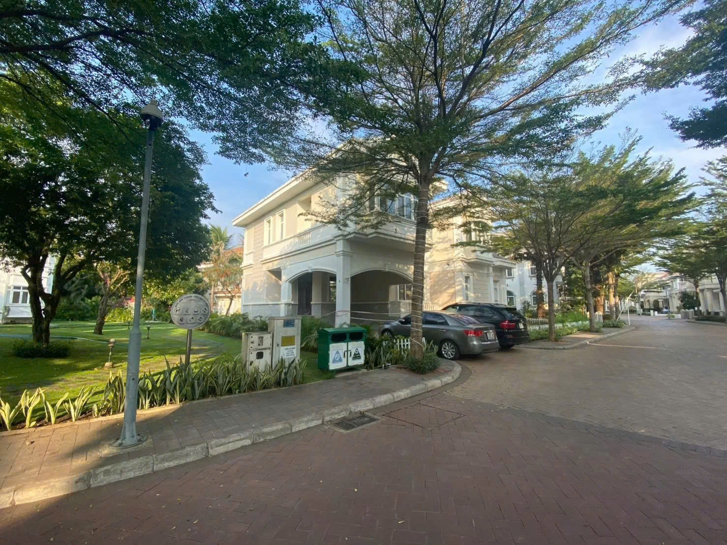 Chateau Phu My Hung detached villa for sale, VIP corner apartment, built 4 floors, self-decorated house according to your preferences – 567.2m2 9