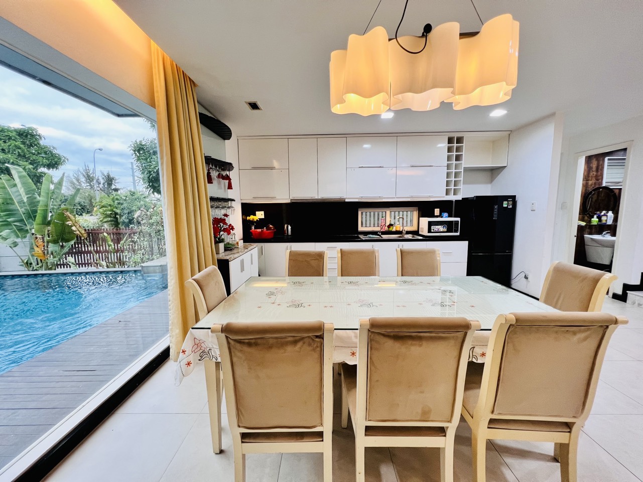 Villa for rent  A71 Nam Thong 1 Phu My Hung, District 7 corner apartment, 4 bedrooms, swimming pool 2