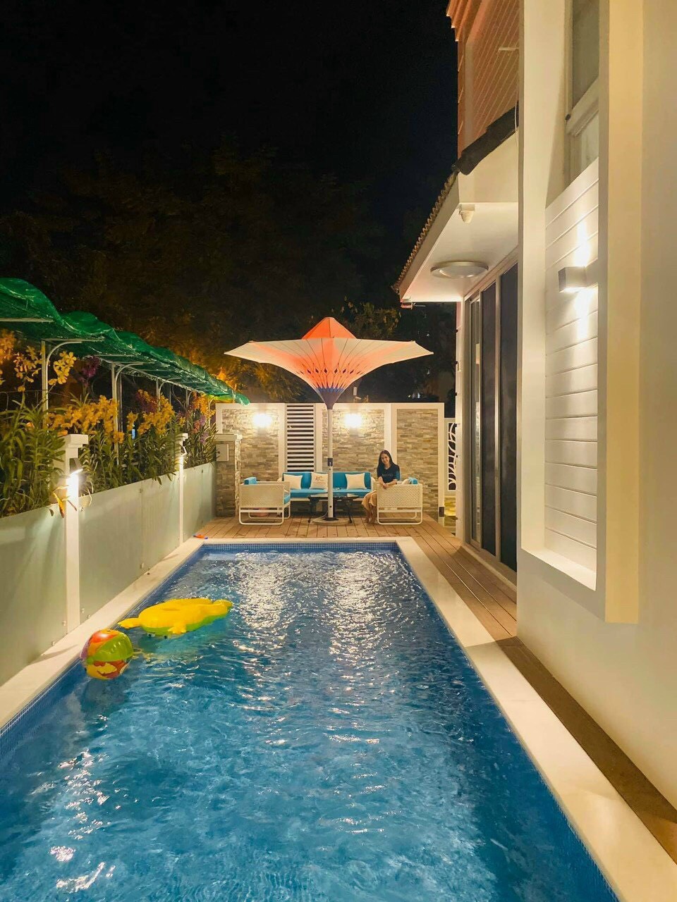 Villa for rent in Nam Vien, Phu My Hung, District 7, big street, nice interior with swimming pool 1