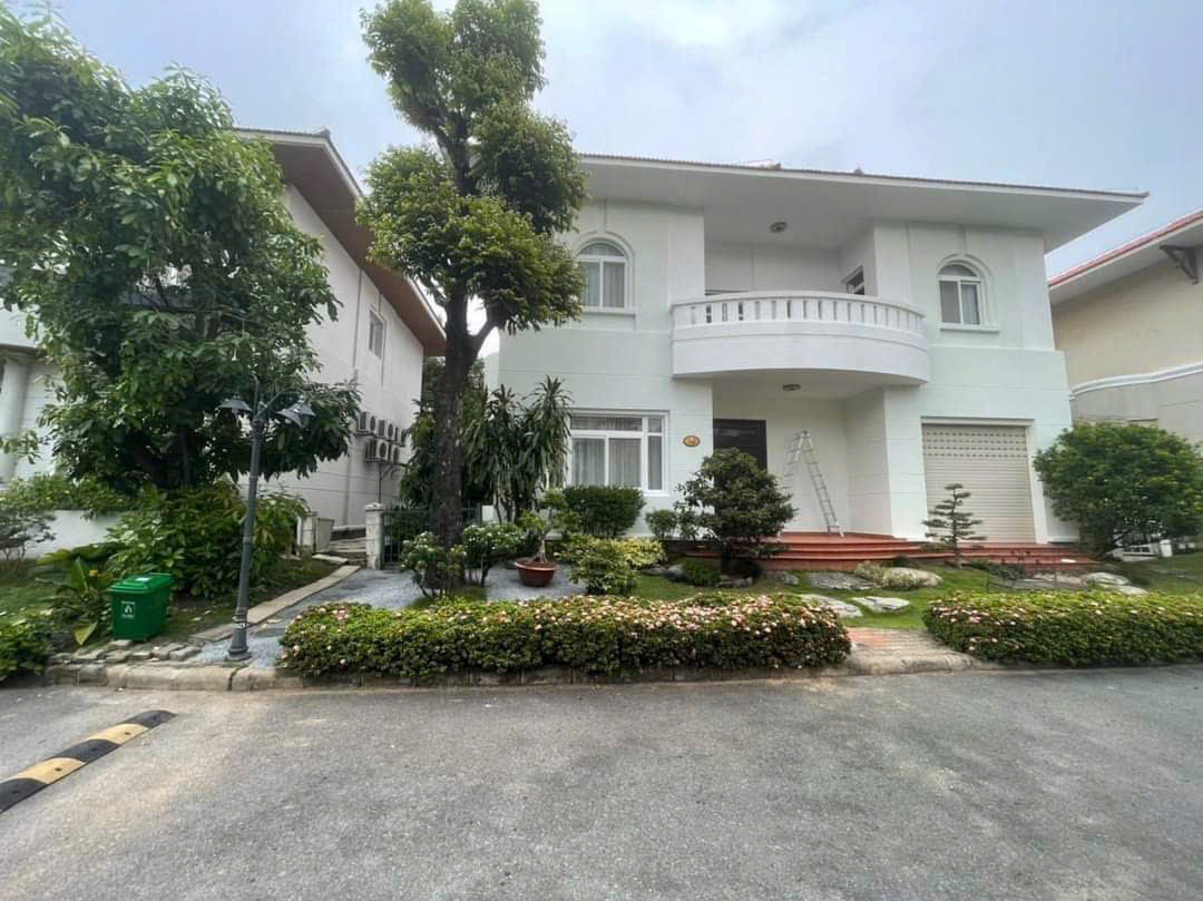 Single villa for rent in Phu Gia, Phu My Hung, District 7 with 4 bedrooms