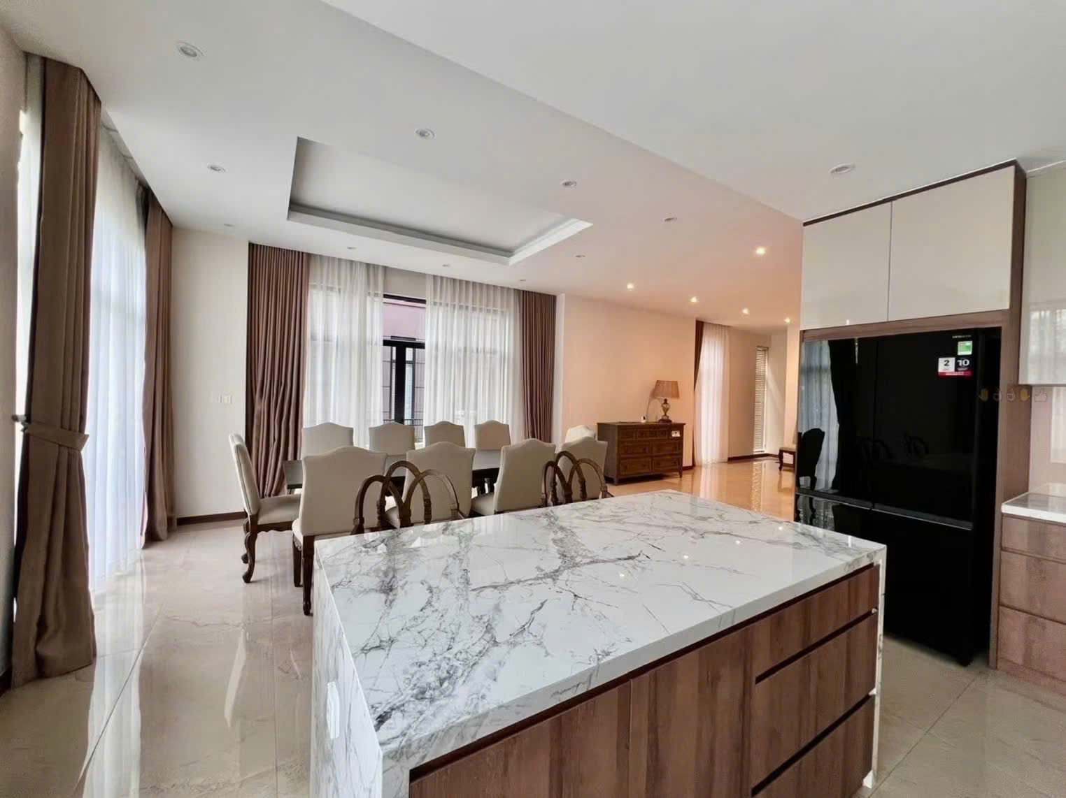GS Metrocity villa for rent, Nha Be built 3 floors with 4 bedrooms in compound area – 250m2