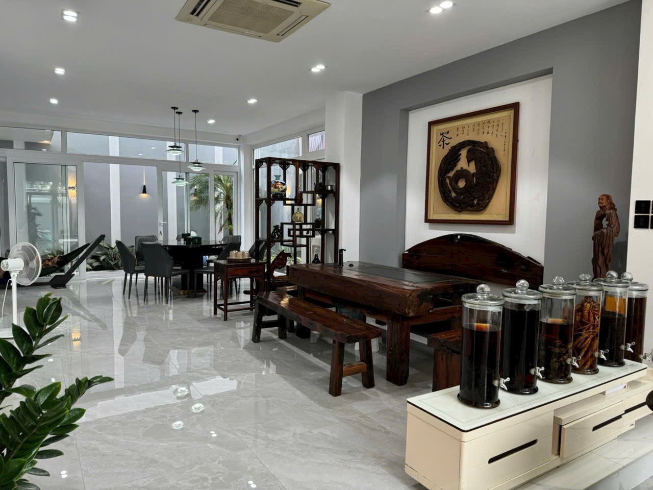 Villas for sale in University Village, Phuoc Kien, Nha Be, a beautiful new house with 6 bedrooms 3