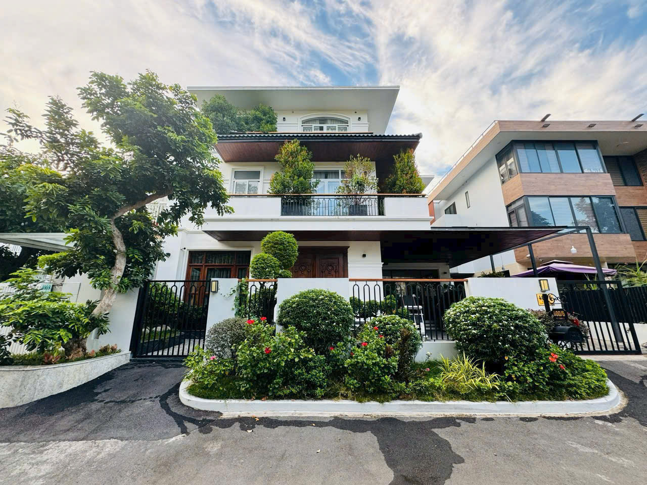 My Gia 2 Phu My Hung villa for sale or rent, District 7 with 4 bedrooms, park view – 245.5m2