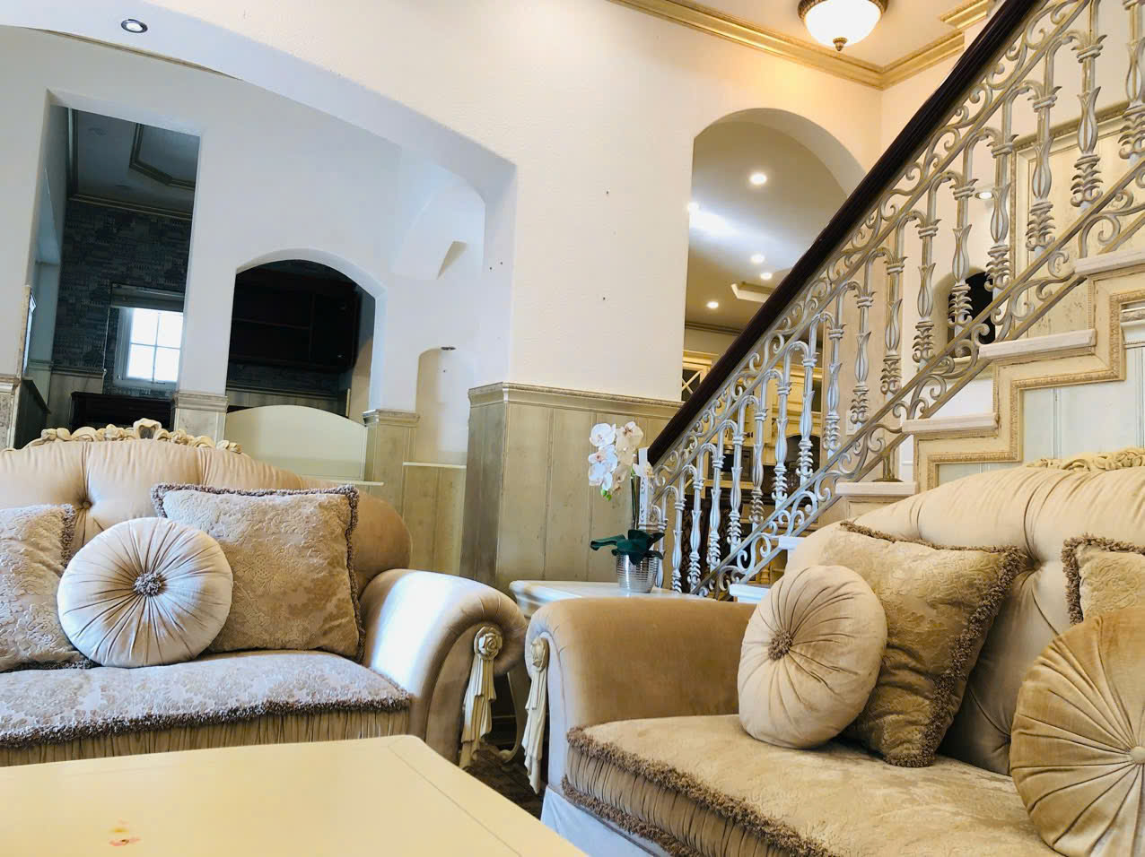 Cho thuê biệt thự Nam Thông 3 Phú Mỹ Hưng Quận 7 xây hầm + trệt + 2 lầu thiết kế 5 phòng ngủ – 252m2 8