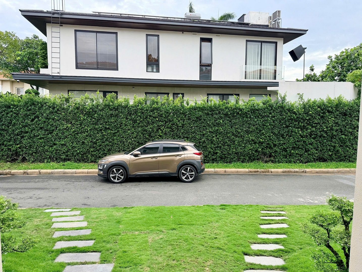 Phu Gia Phu My Hung villa for rent with ground floor + floor with 4 bedrooms garden – 317.3m2 10