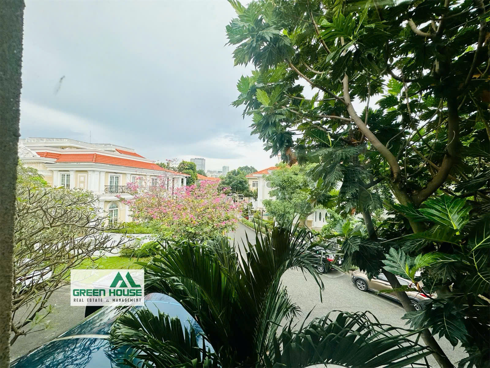 Phu Gia Phu My Hung villa for sale, District 7 corner apartment with 3 facades built on 2 floors facing the East, investment price turned more than 30% – 368m2 9