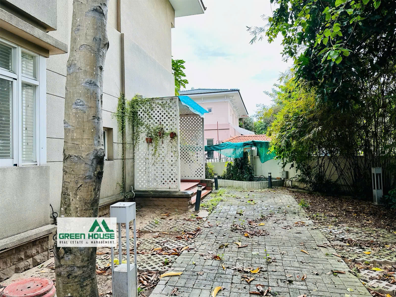 Phu Gia Phu My Hung villa for sale, District 7 corner apartment with 3 facades built on 2 floors facing the East, investment price turned more than 30% – 368m2 15
