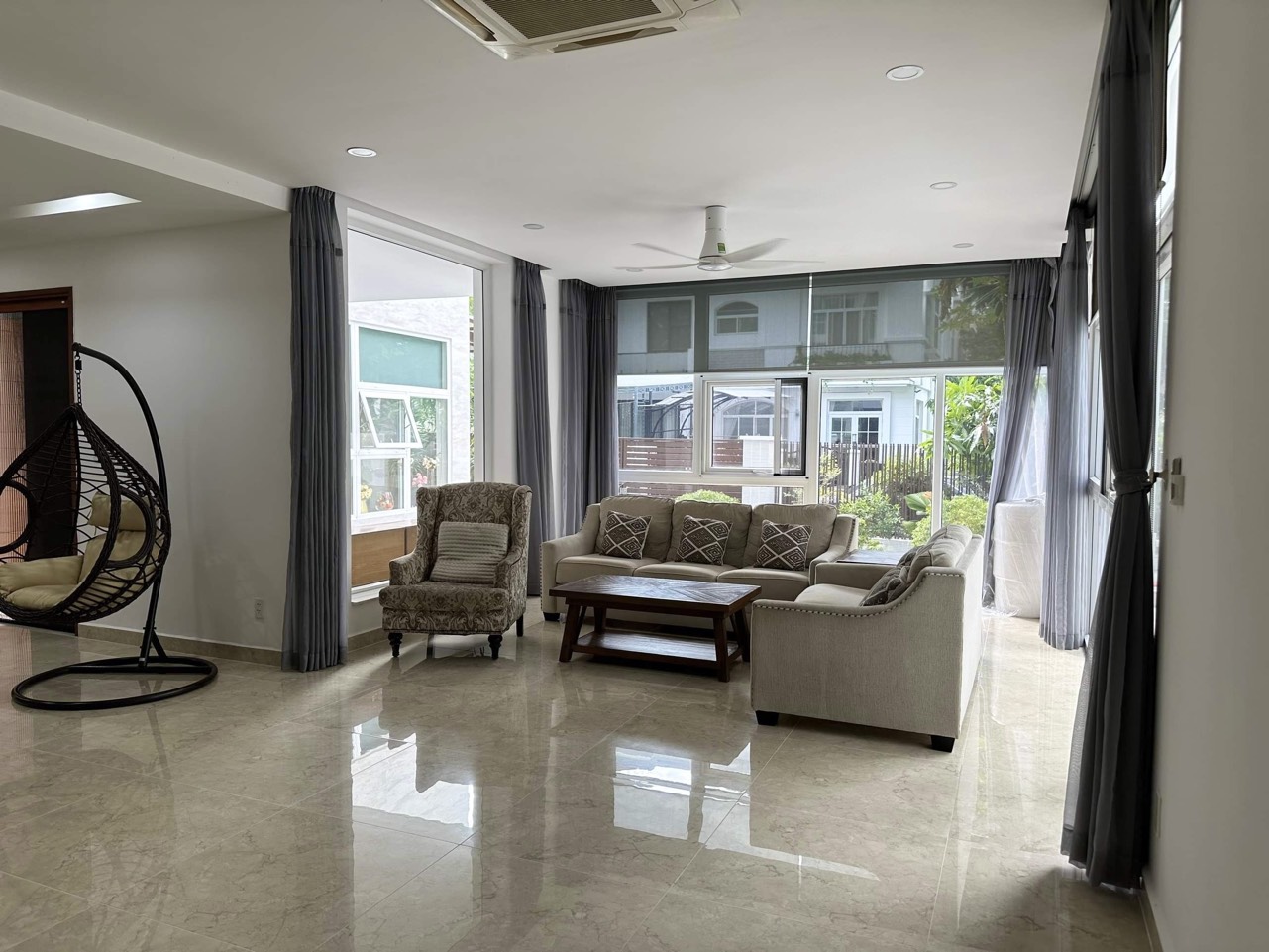 Villa for sale My Gia 1 Phu My Hung, District 7 has 4 bedrooms in front of the park 9