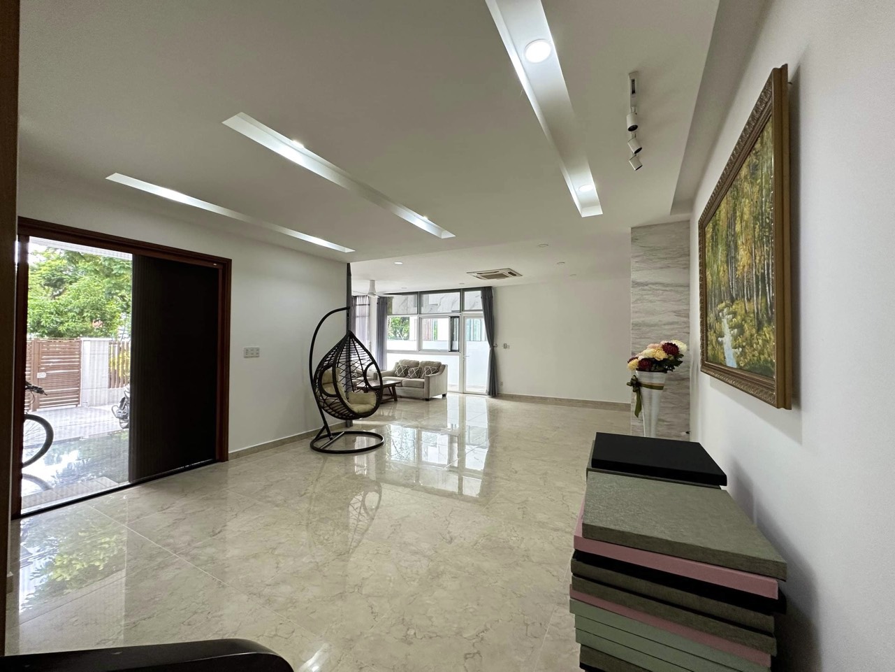 Villa for sale My Gia 1 Phu My Hung, District 7 has 4 bedrooms in front of the park 7