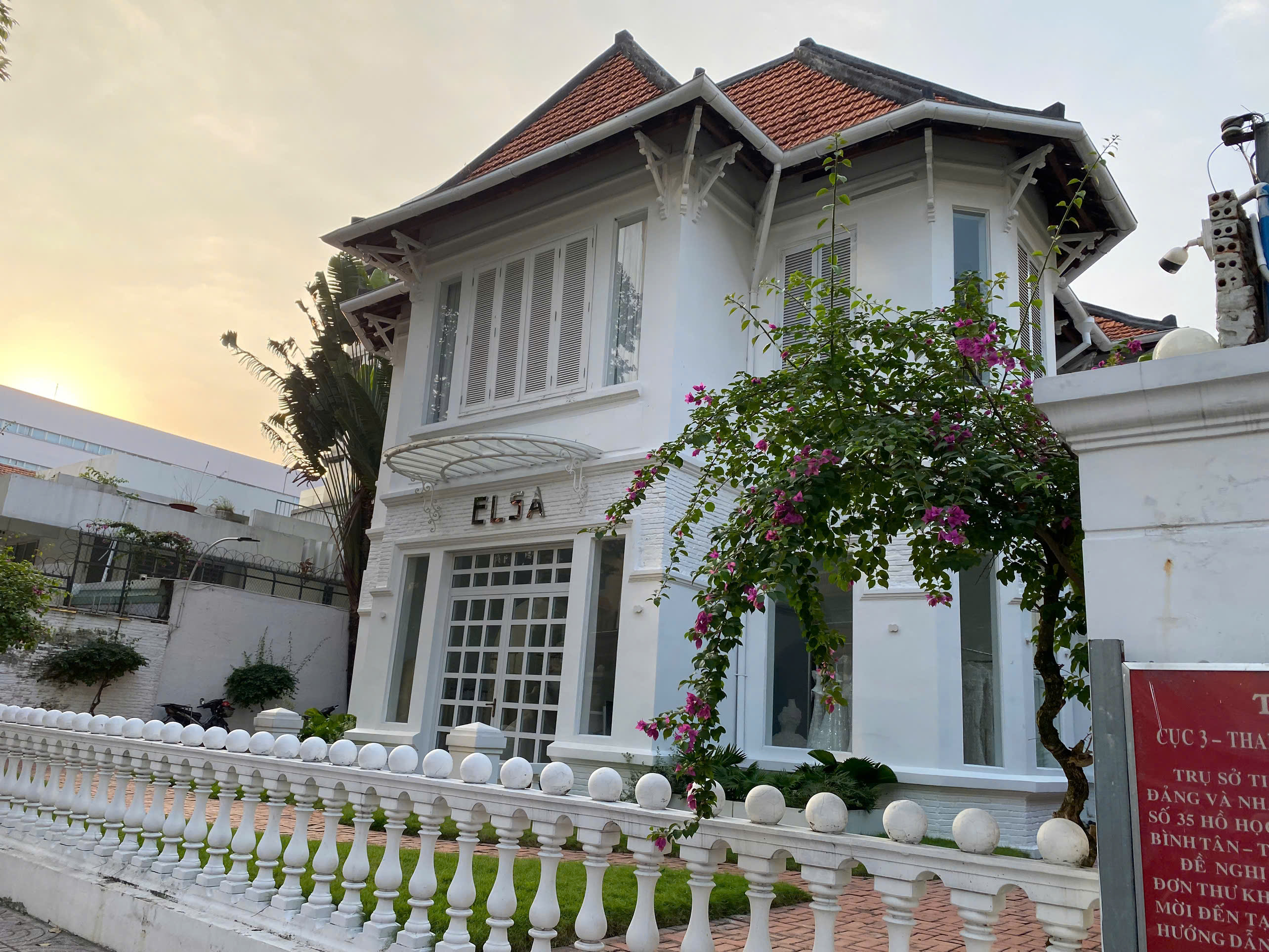 Vo Thi Sau villa for sale, Xuan Hoa Ward (old District 3) built ground floor + floor right in the middle of Le Quy Don – Tran Quoc Thao – 527.58m2 3