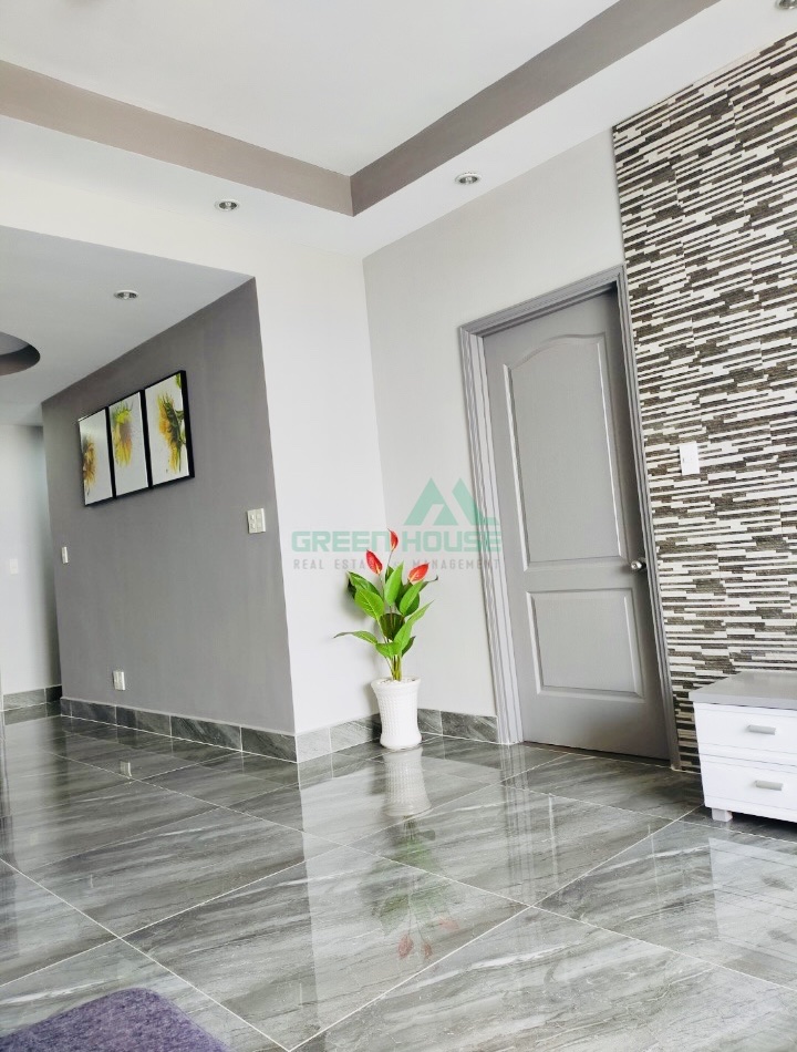 Canh Vien luxury apartment for rent in Phu My Hung 3