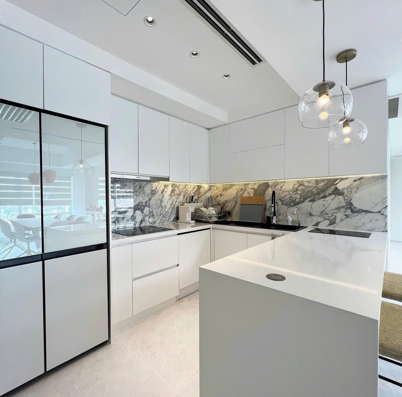 Happy Valley Premier duplex apartment for sale in Phu My Hung, District 7 with 3 bedrooms with 2 parking spaces on the 18th floor – 170m2 1