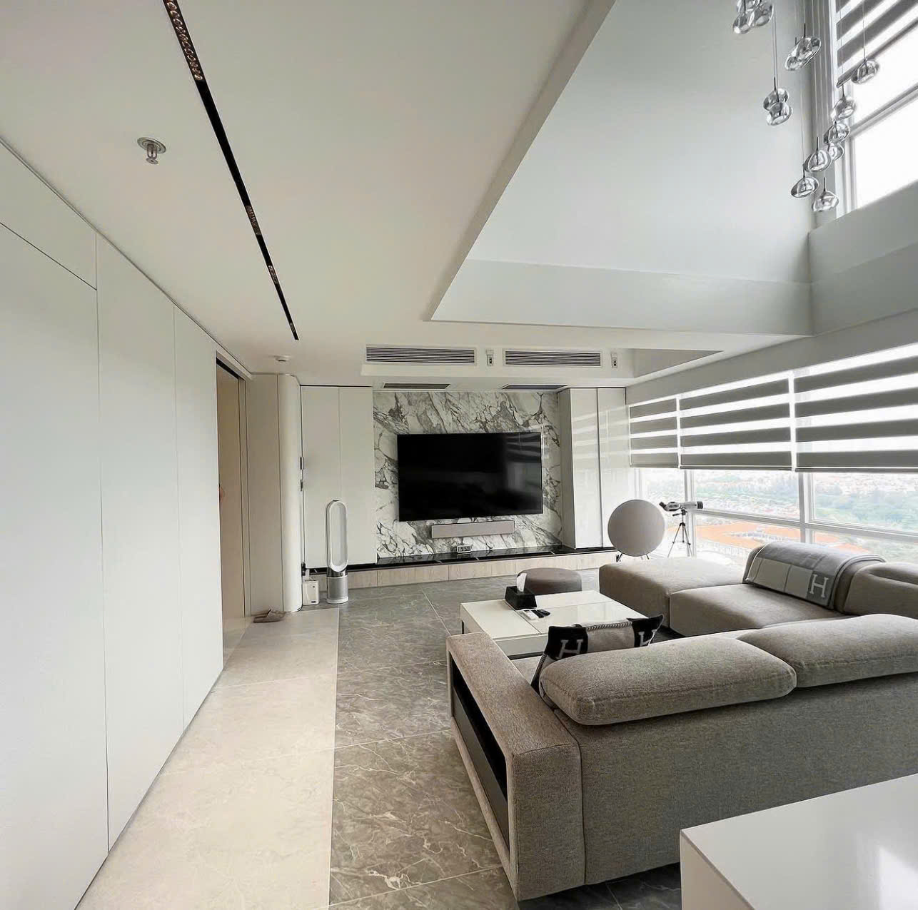 Happy Valley Premier duplex apartment for sale in Phu My Hung, District 7 with 3 bedrooms with 2 parking spaces on the 18th floor – 170m2 7