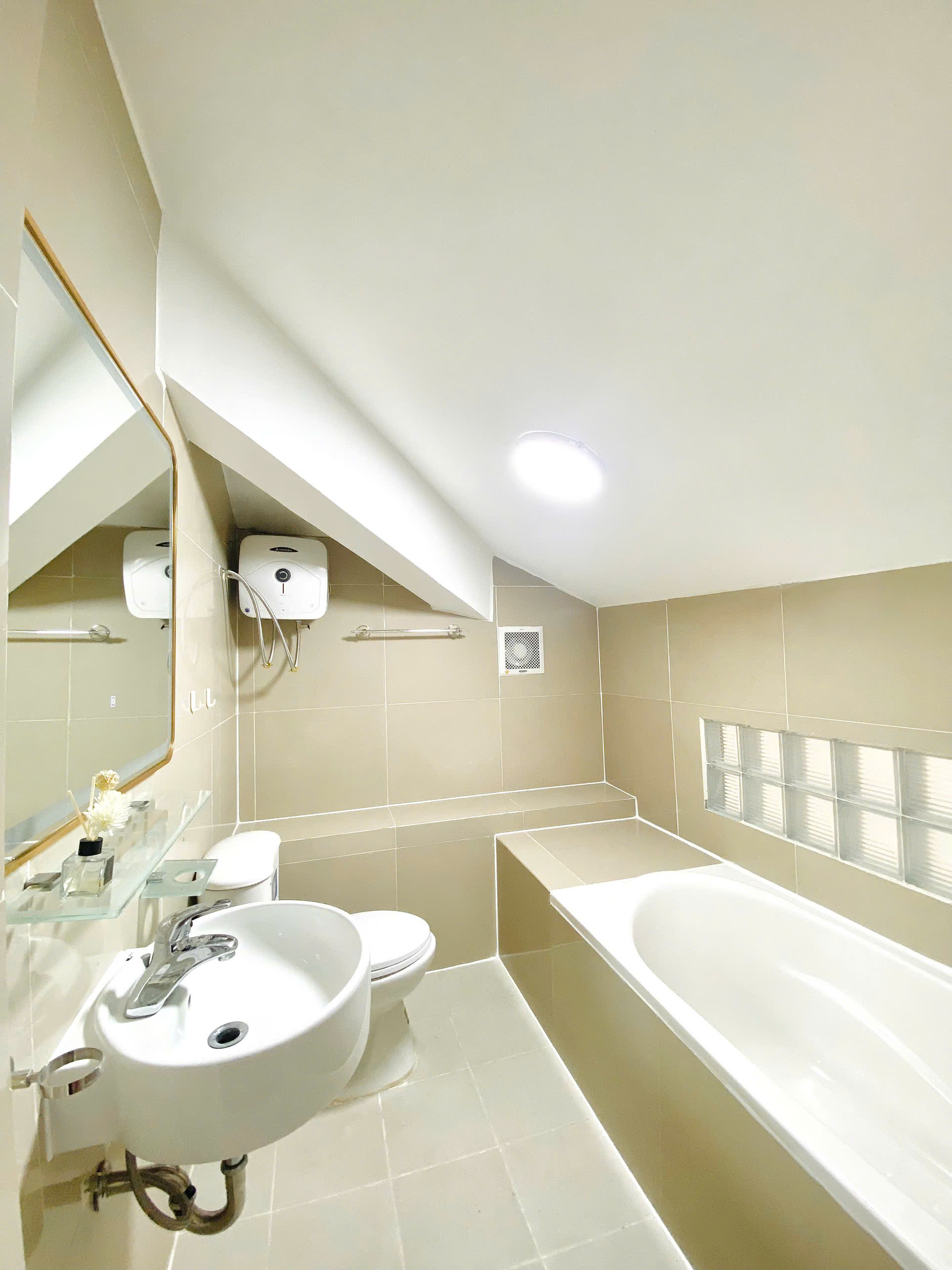 Cho thuê căn hộ duplex Hưng Vượng 3 Phú Mỹ Hưng, Quận 7 nhà mới thiết kế 3 phòng ngủ, lầu 9 – 125m2 7