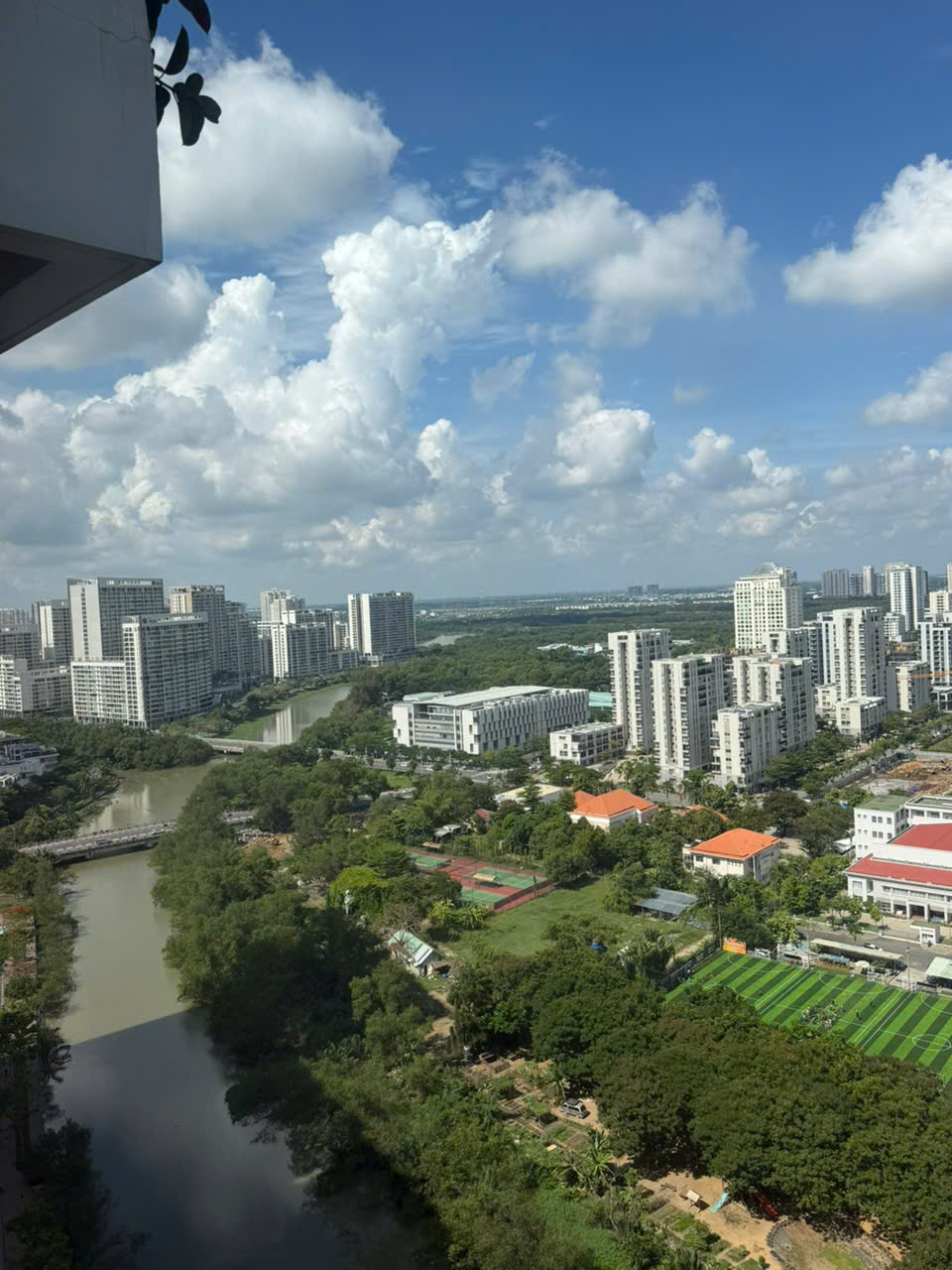 Duplex apartment for rent at The View Riviera Point, District 7 with 3 bedrooms with river view – 137m2 14