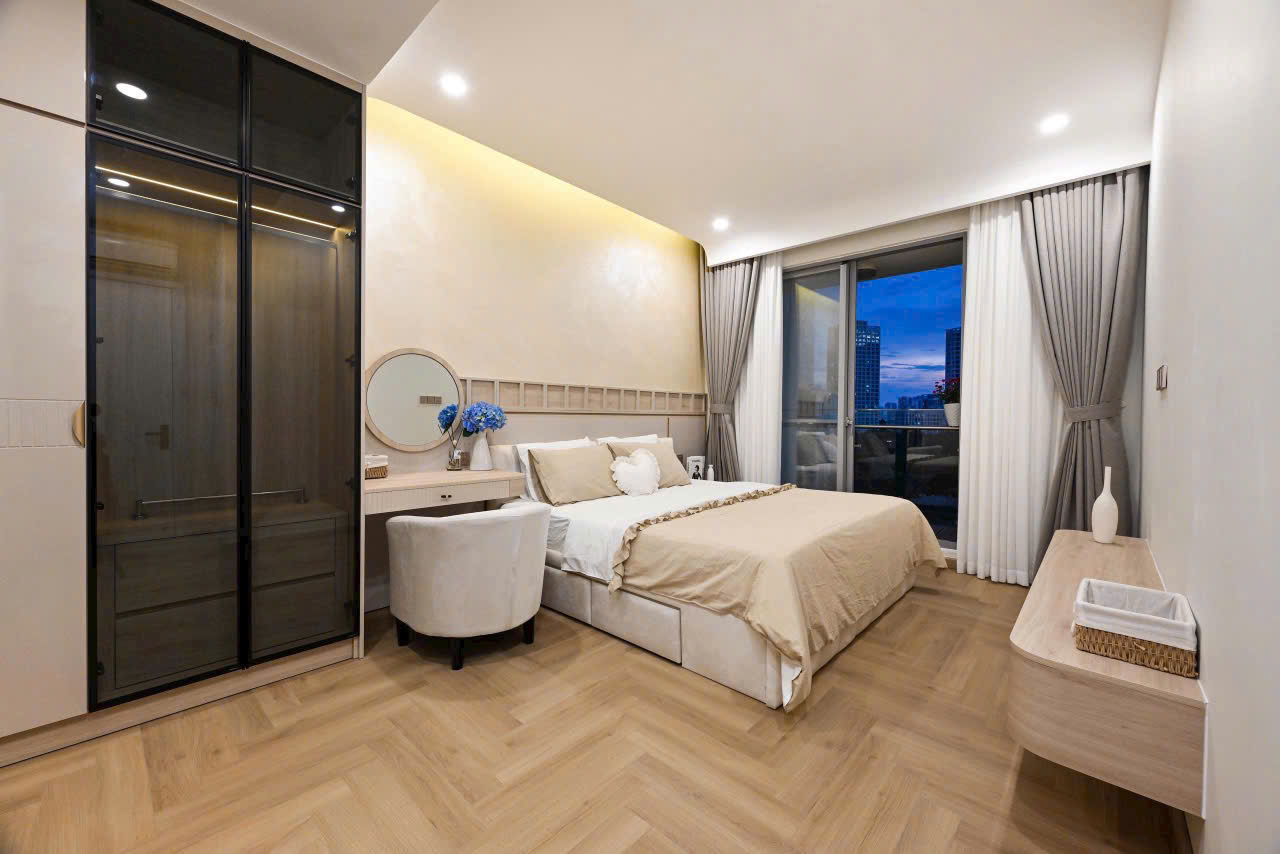 Green Valley Phu My Hung apartment for sale, District 7, new house with 2 bedrooms, parking lot, golf course view – 96m2 2