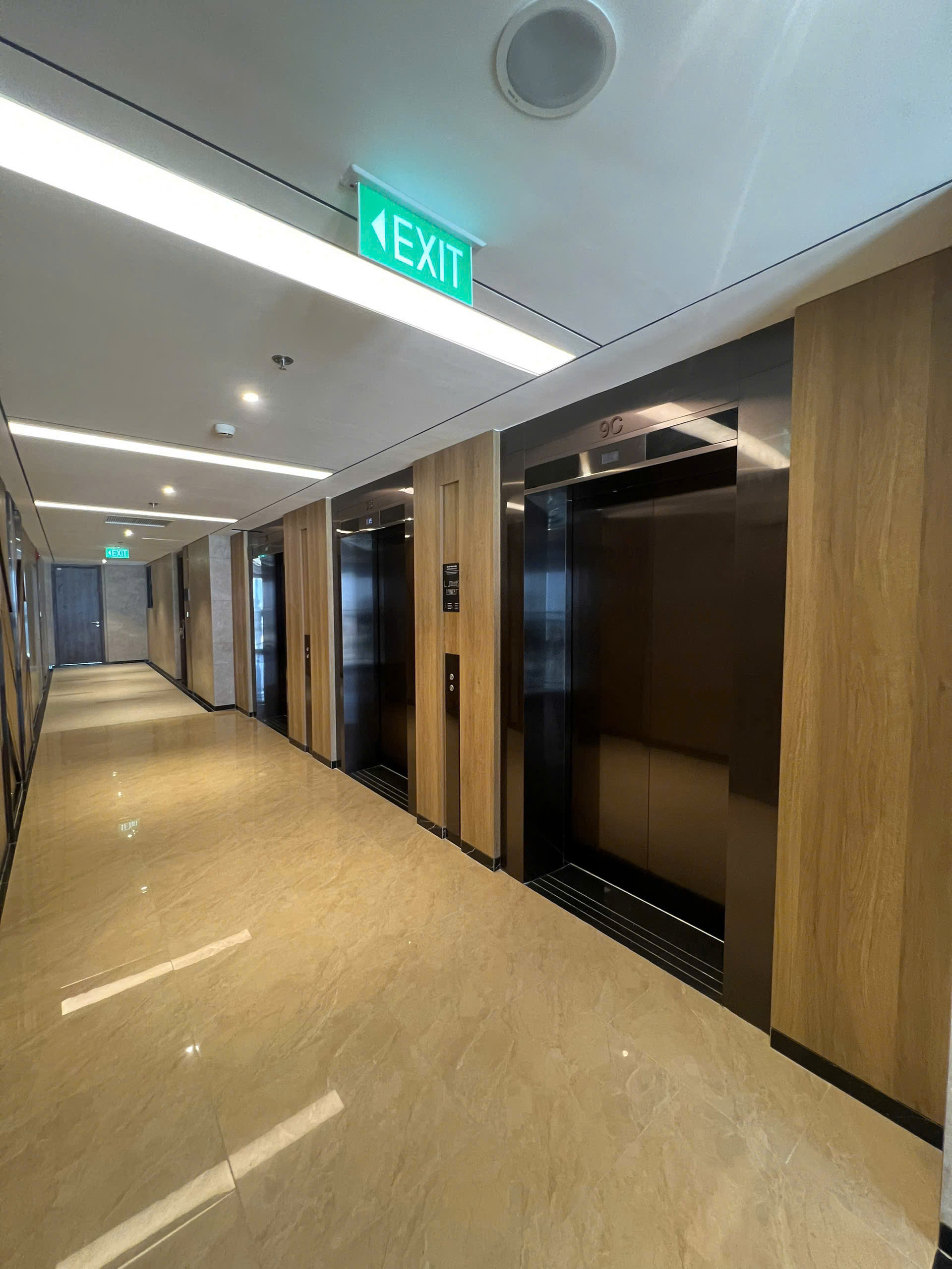 Cho thuê căn hộ The Infiniti Riviera Point Quận 7 thiết kế 3 phòng ngủ view nội khu lầu 10 – 135m2 3