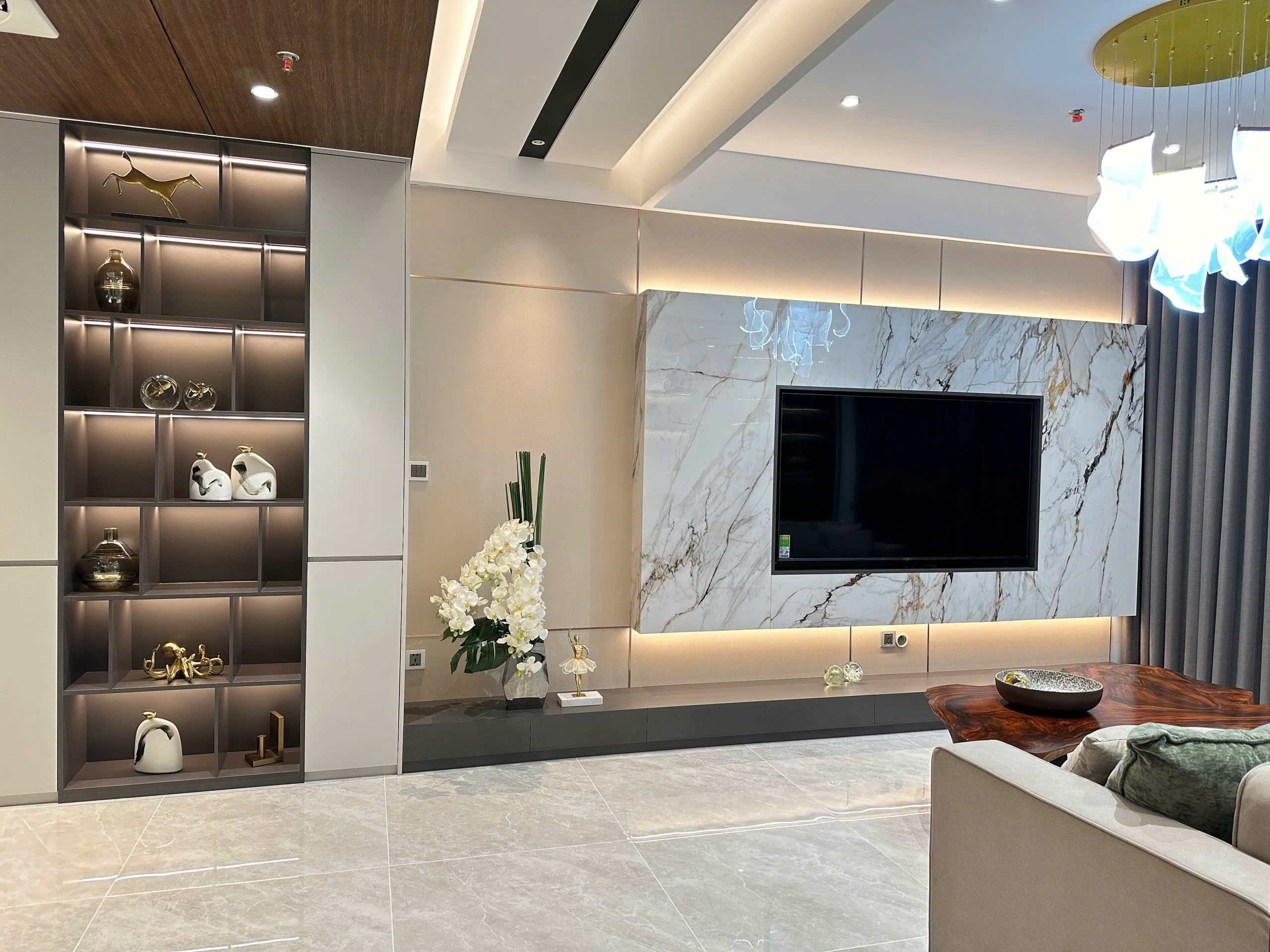 Bán hoặc cho thuê căn hộ Midtown M8 Phú Mỹ Hưng nhà mới đẹp như hình block D lầu thấp – 124.14m2 14