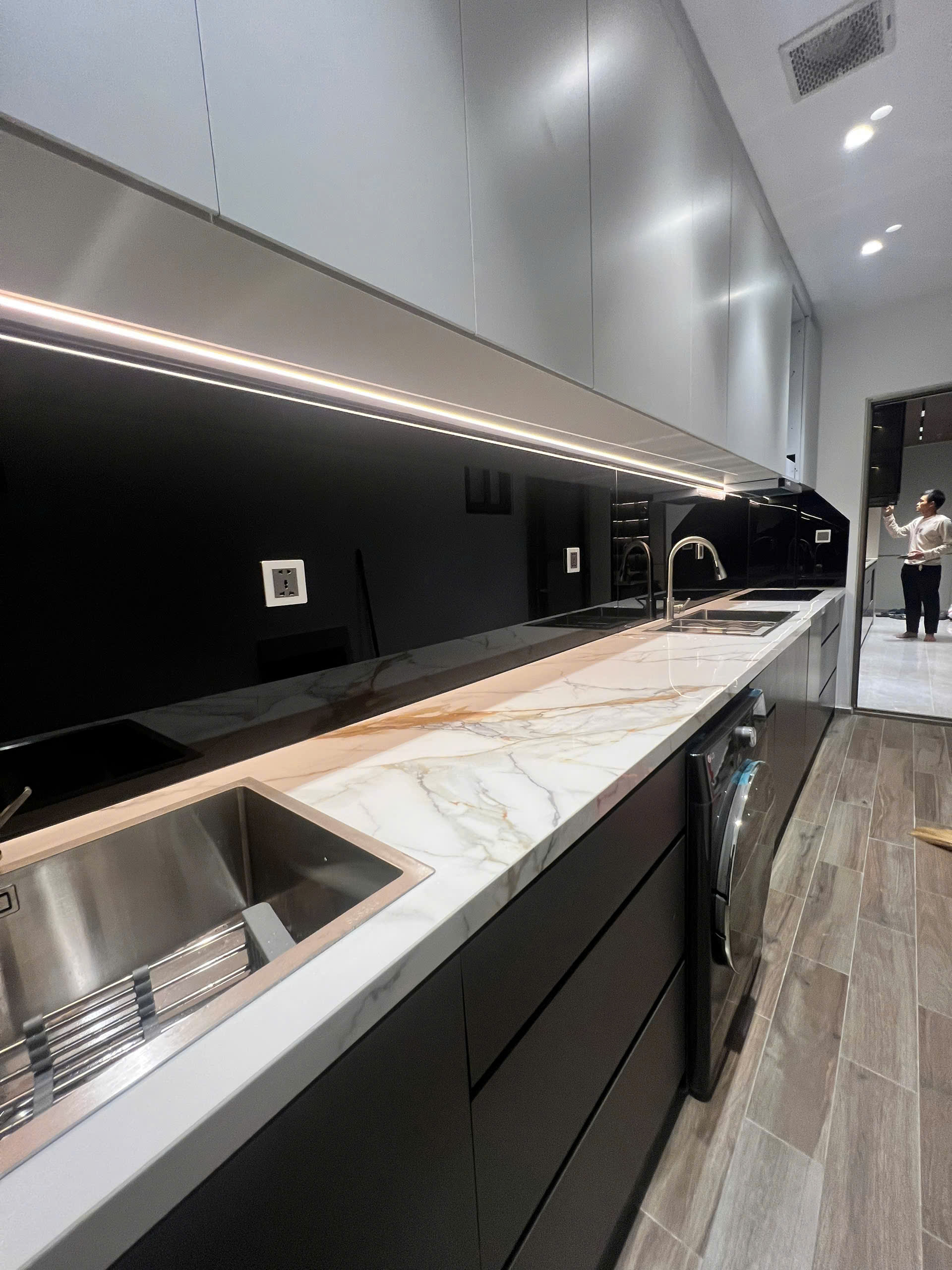 Bán hoặc cho thuê căn hộ Midtown M8 Phú Mỹ Hưng nhà mới đẹp như hình block D lầu thấp – 124.14m2 8