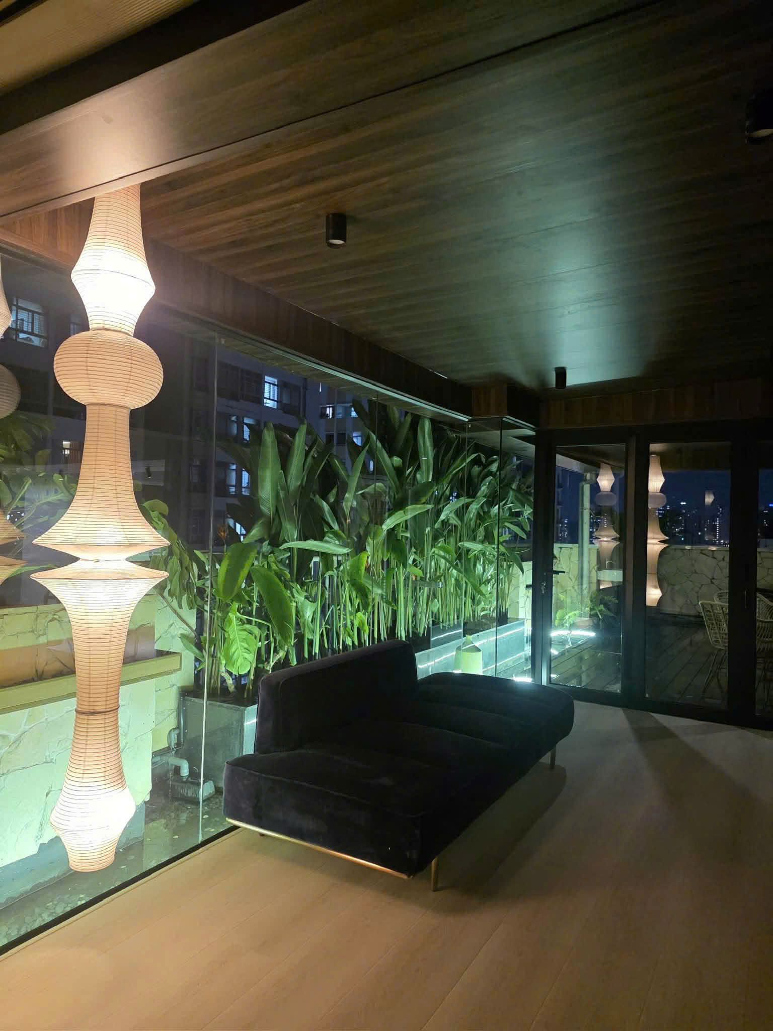 Selling or renting a penthouse Sky Garden 2 Phu My Hung with 4 bedrooms and 3 gardens – 400m2 5