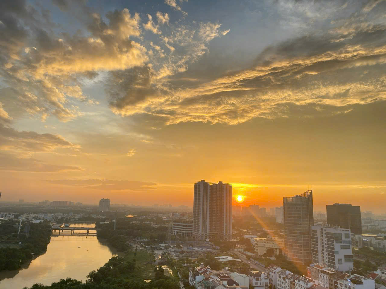 Bán căn hộ Riverpark 1 Phú Mỹ Hưng, Quận 7 nhà mới thiết kế 3 phòng ngủ view ôm trọn sông – 135m2 9