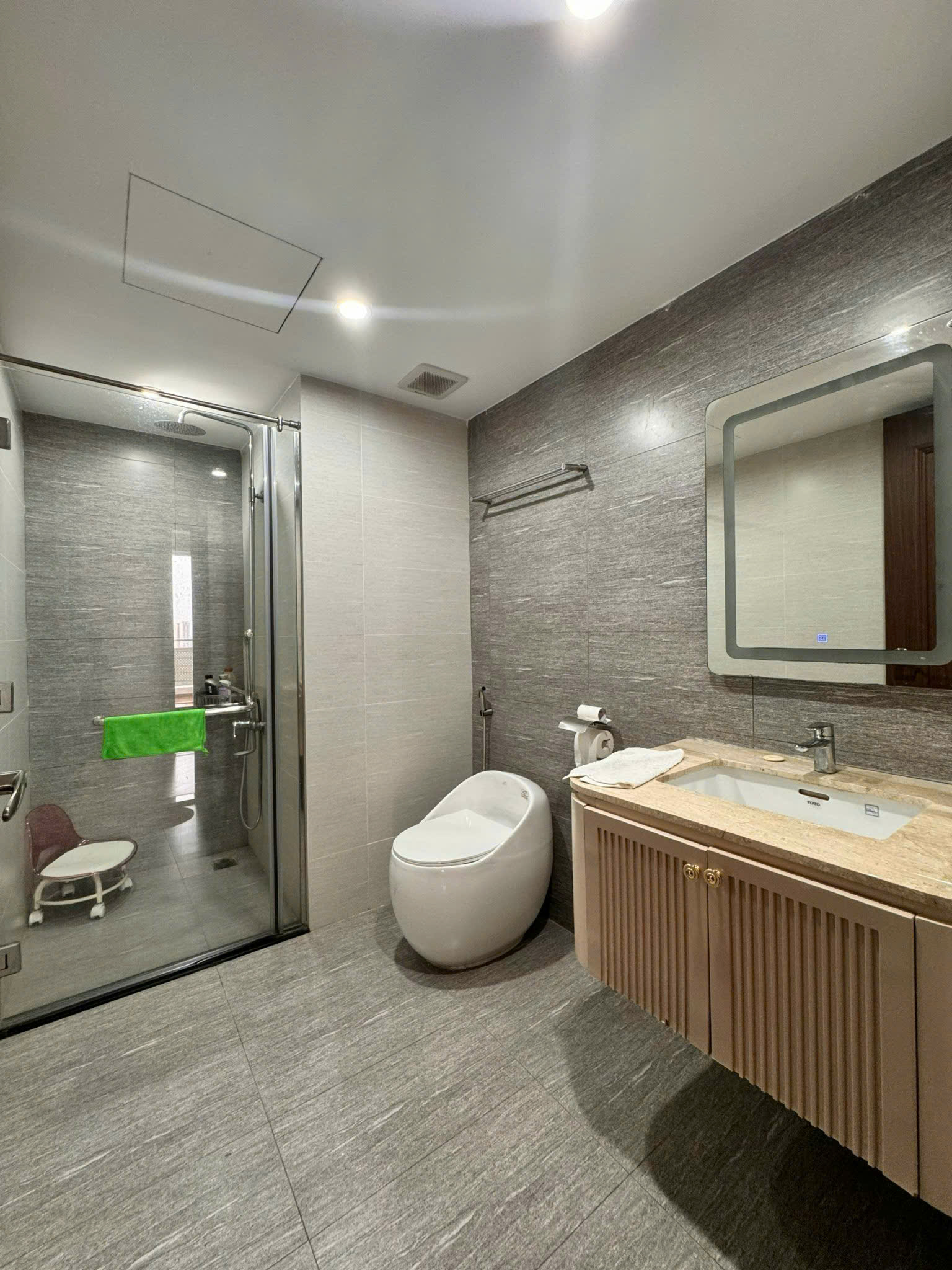 Riverpark Residence Phu My Hung apartment for sale, District 7 has 3 bedrooms on the high floor with a view of the river – 137m2 8
