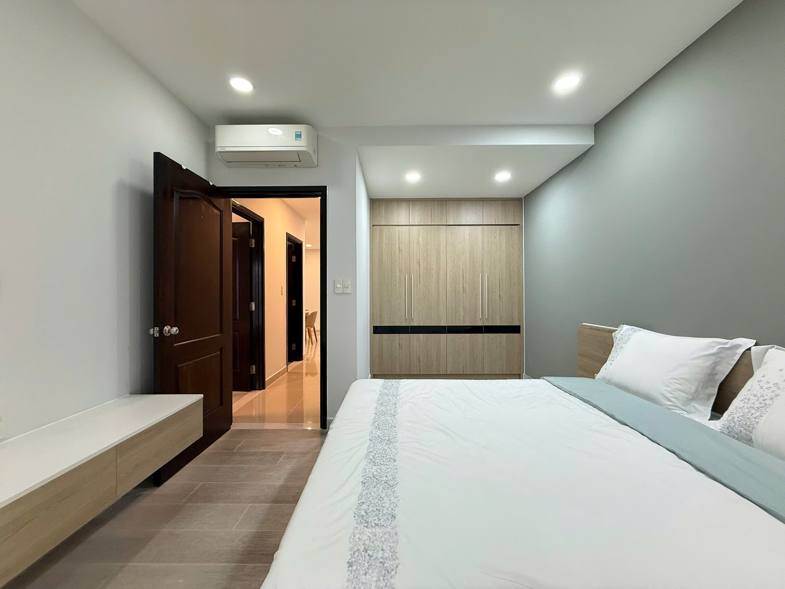 Selling or renting Riverside Residence Phu My Hung apartment with 3 bedrooms river view – 146m2 3