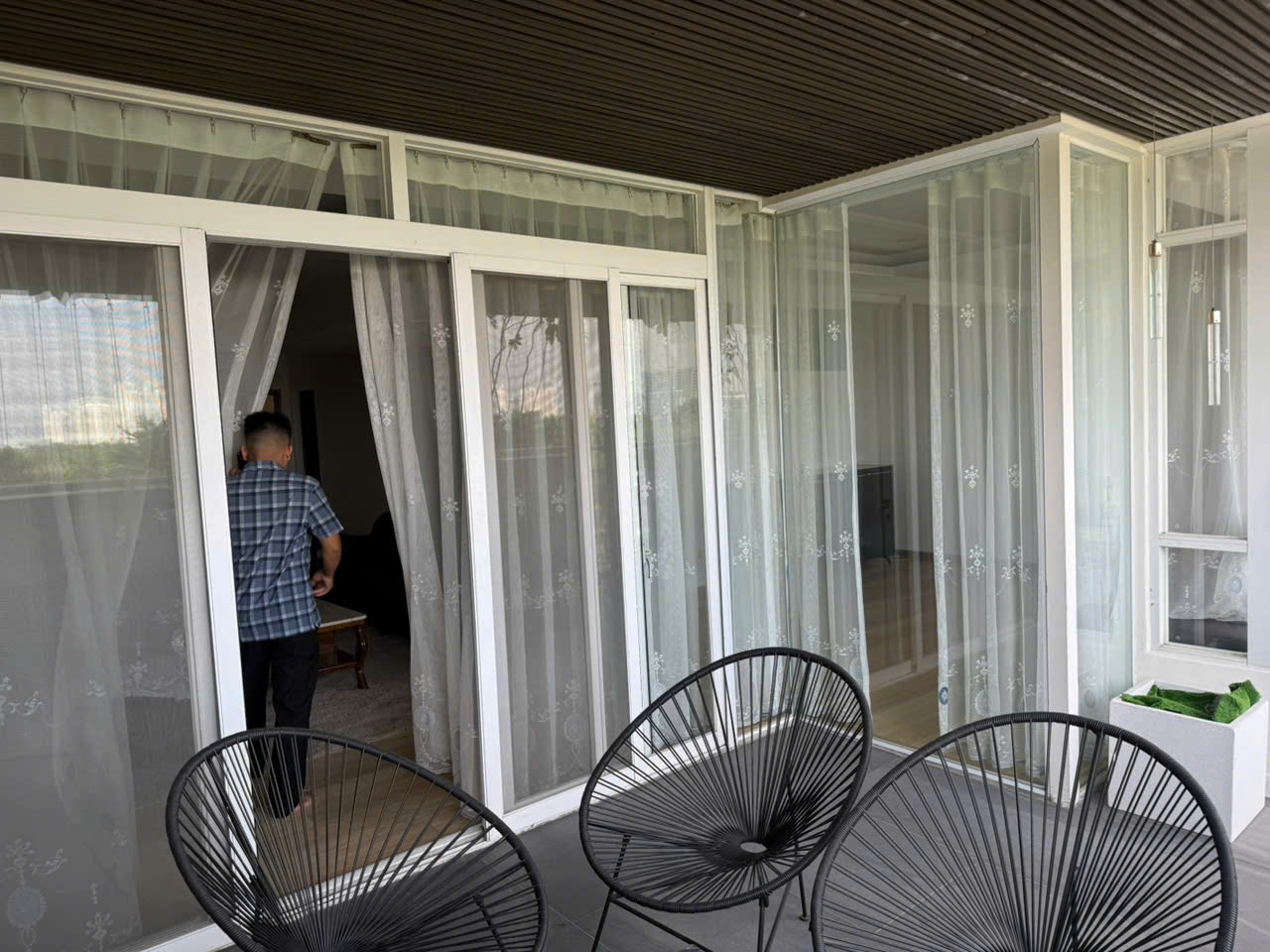 Selling or renting Riverside Residence Phu My Hung apartment with 2 bedrooms river view – 236m2 3