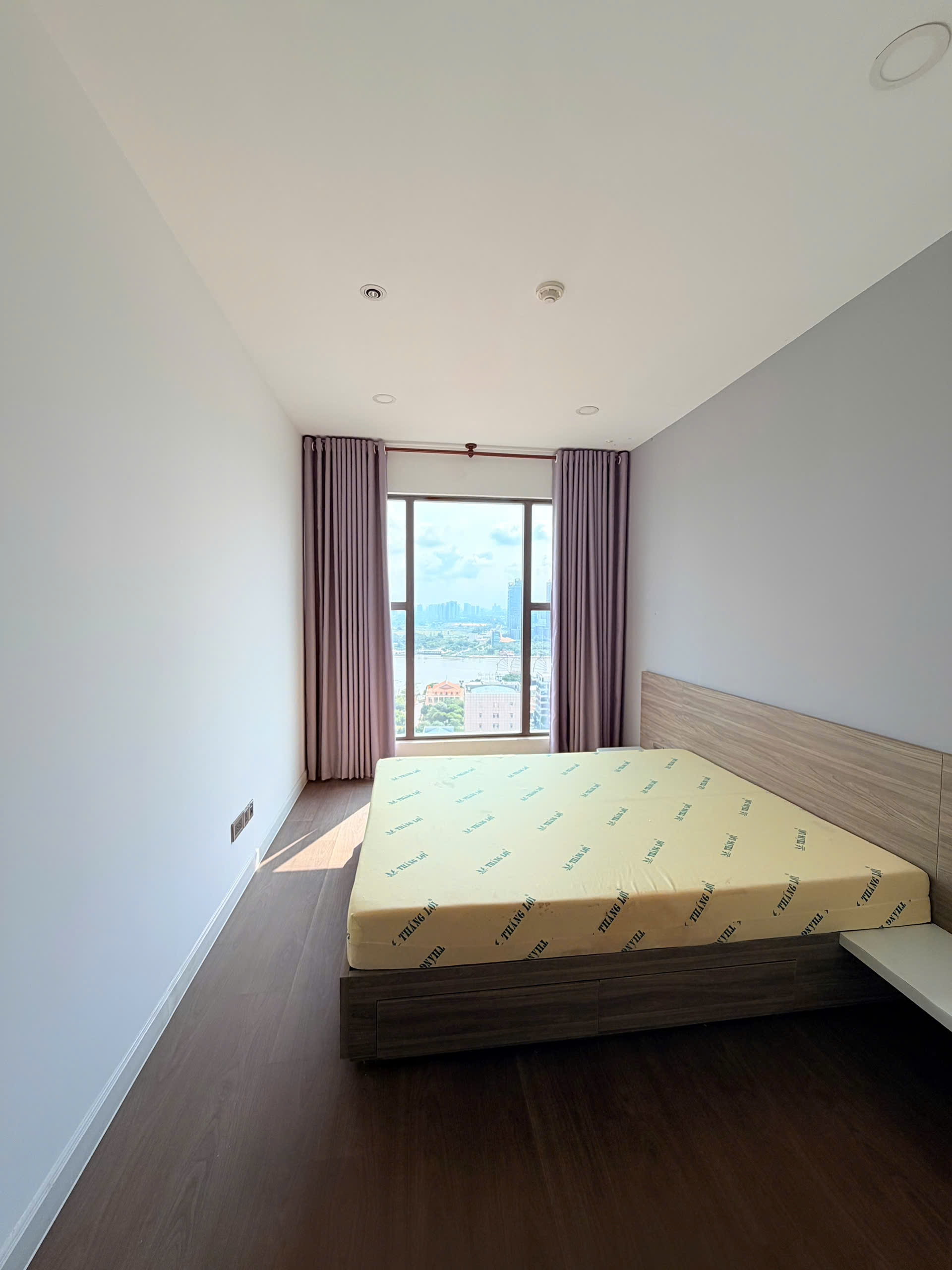 Cho thuê căn hộ Saigon Royal Riverside, Quận 4 căn góc thiết kế 2 phòng ngủ lầu 19 view sông – 88m2 13