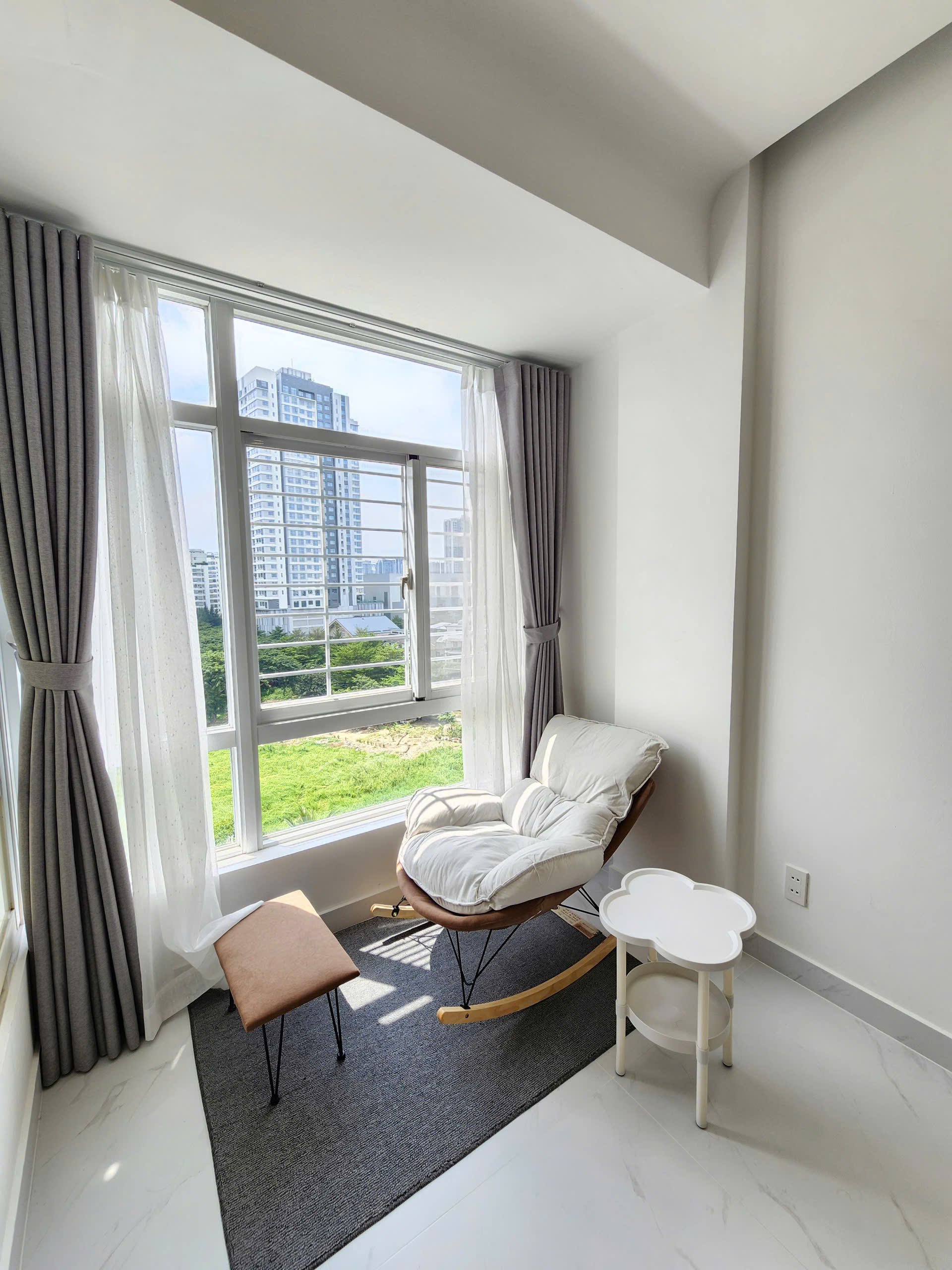 Sky Garden 3 Phu My Hung apartment for rent, District 7, newly designed 2 bedrooms with pool view – 56m2 6
