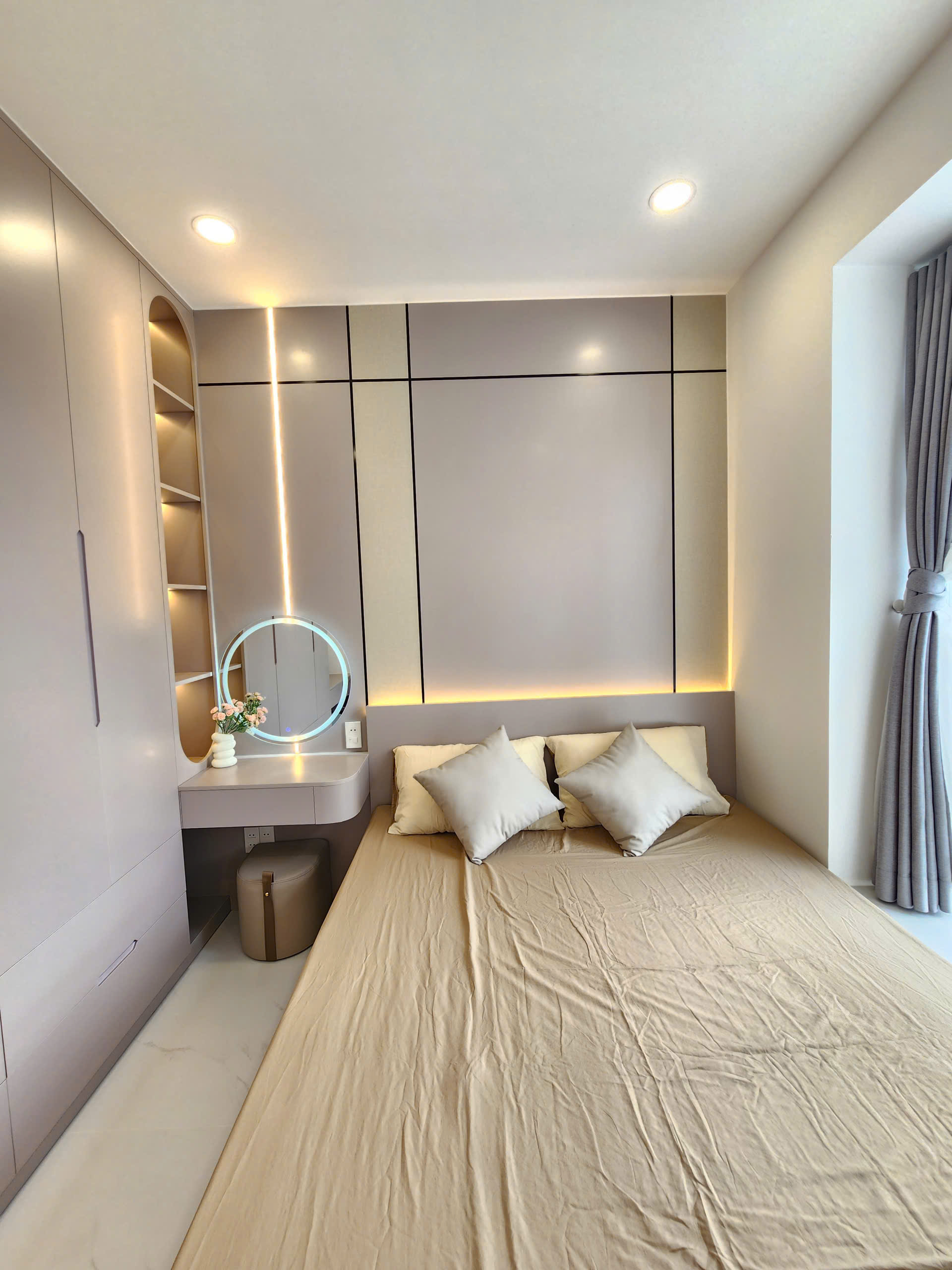 Sky Garden 3 Phu My Hung apartment for rent, District 7, newly designed 2 bedrooms with pool view – 56m2 14