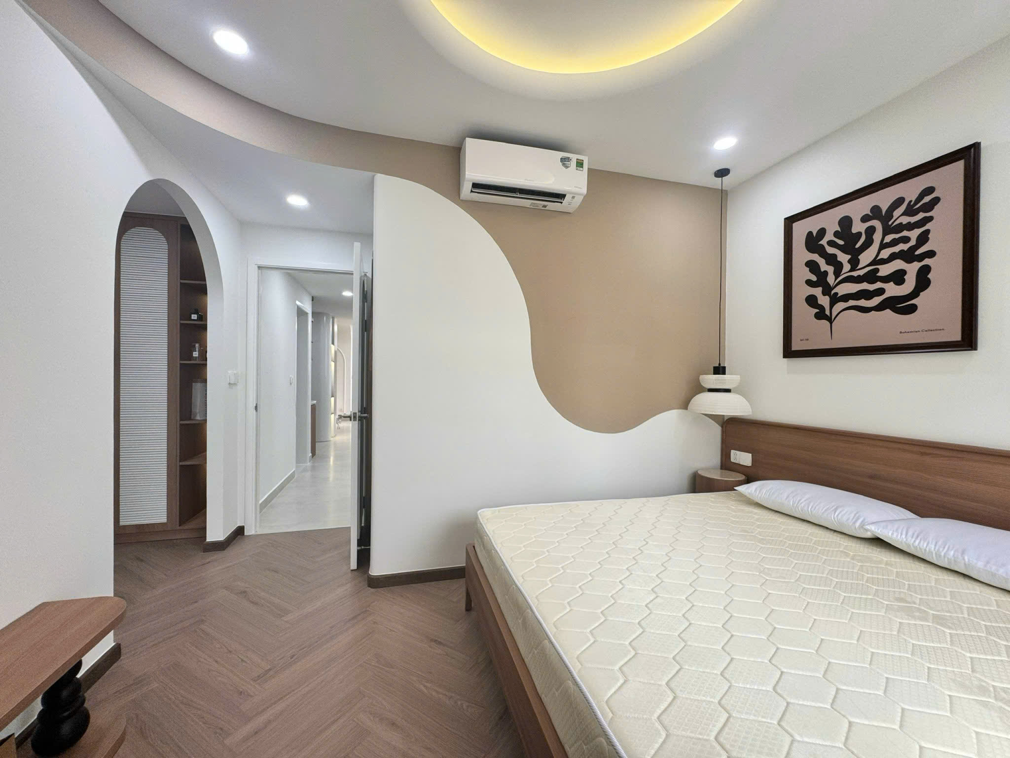 Star Hill Phu My Hung apartment for rent, District 7 with 2 bedrooms with car parking space, middle floor – 102m2 17