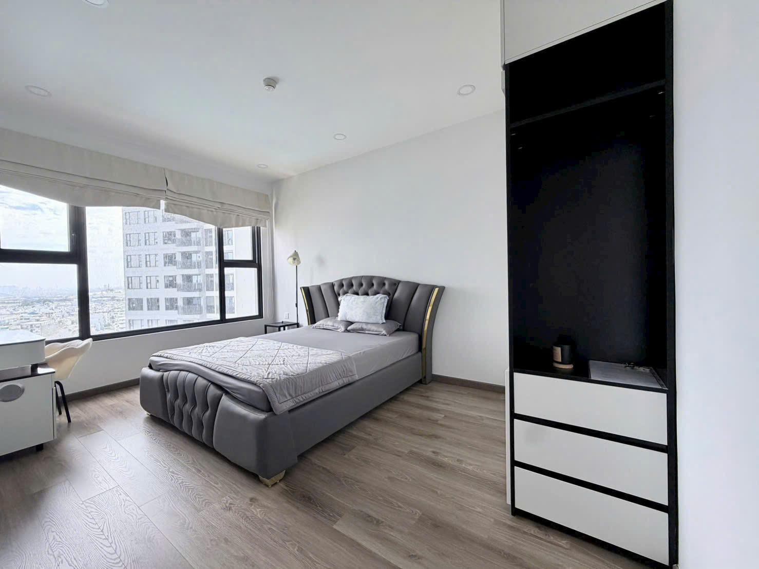 Selling or renting The Infiniti Riviera Point apartment in Tan My Ward with 2 bedrooms with river view – 80m2 5