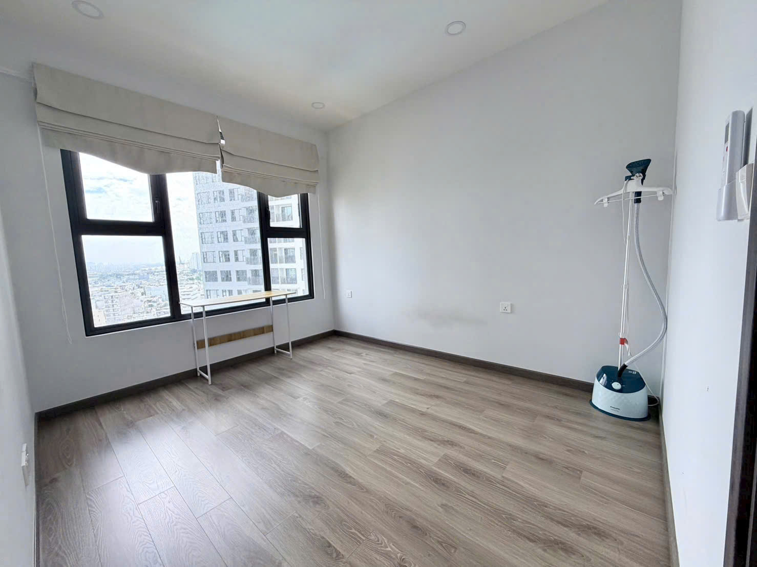 Selling or renting The Infiniti Riviera Point apartment in Tan My Ward with 2 bedrooms with river view – 80m2 1