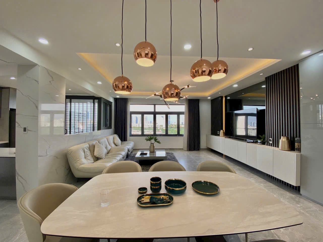 Cho thuê căn hộ The Panorama Phú Mỹ Hưng thiết kế 3 phòng ngủ view sông lầu 11 – 146m2