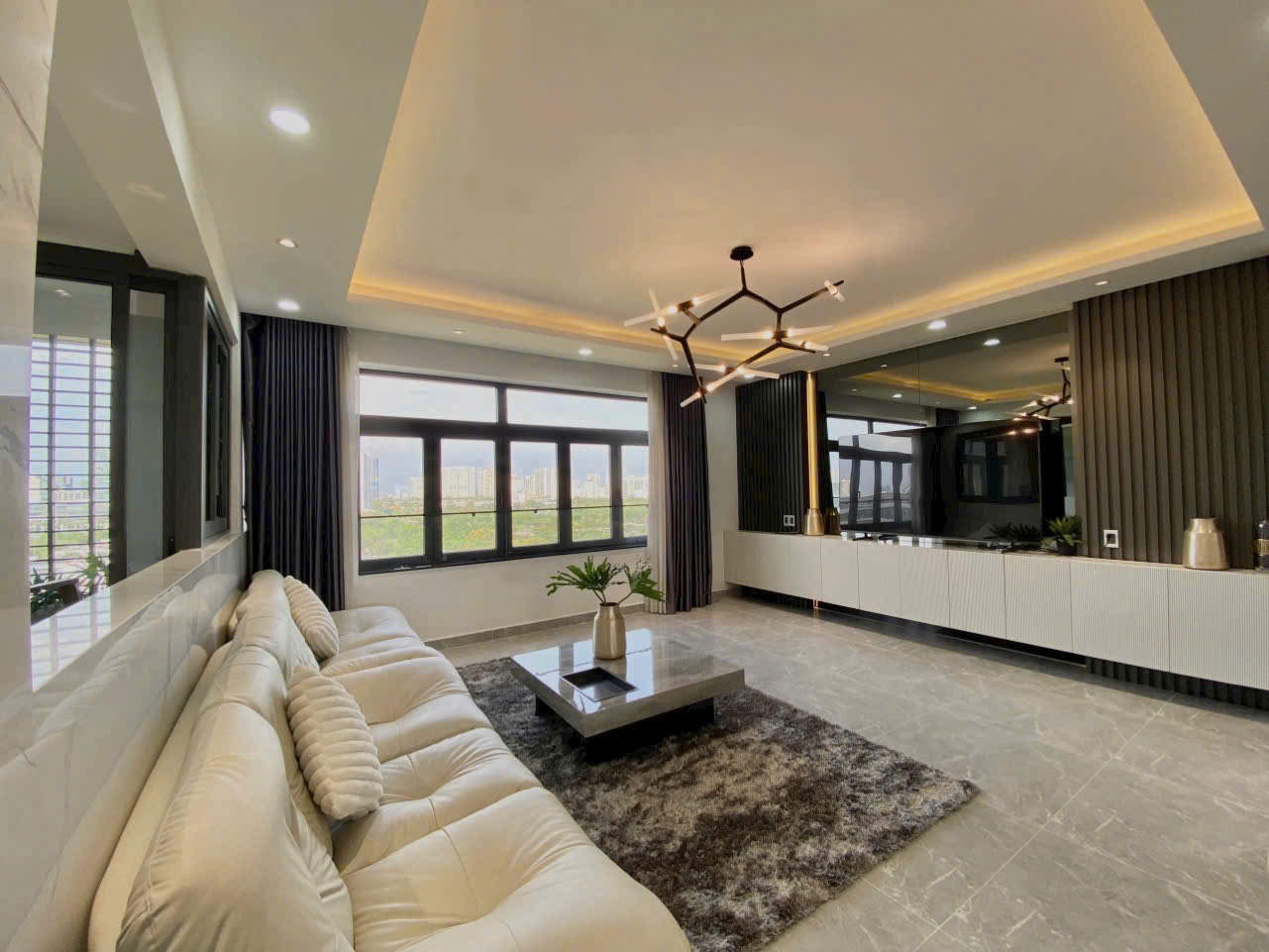 Cho thuê căn hộ The Panorama Phú Mỹ Hưng thiết kế 3 phòng ngủ view sông lầu 11 – 146m2 1