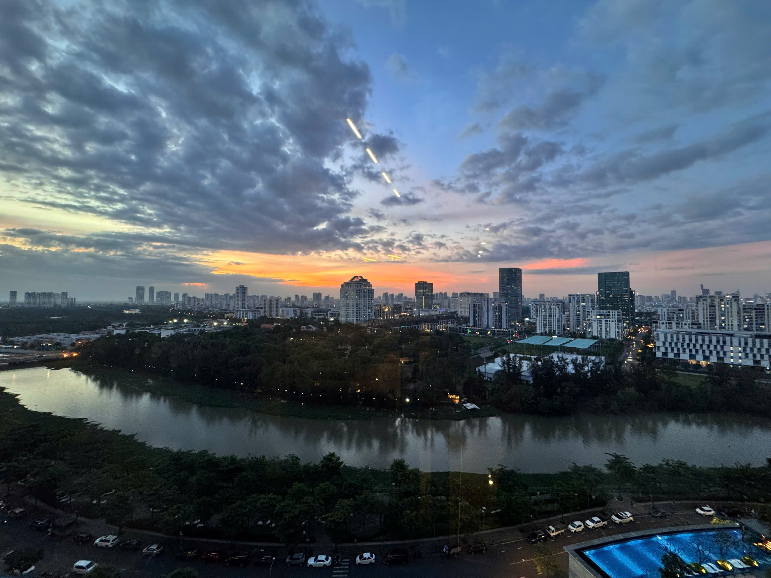 Cho thuê căn hộ The Peak Midtown M8 Phú Mỹ Hưng, Quận 7 căn góc có 2 phòng ngủ view sông – 122.95m2 2