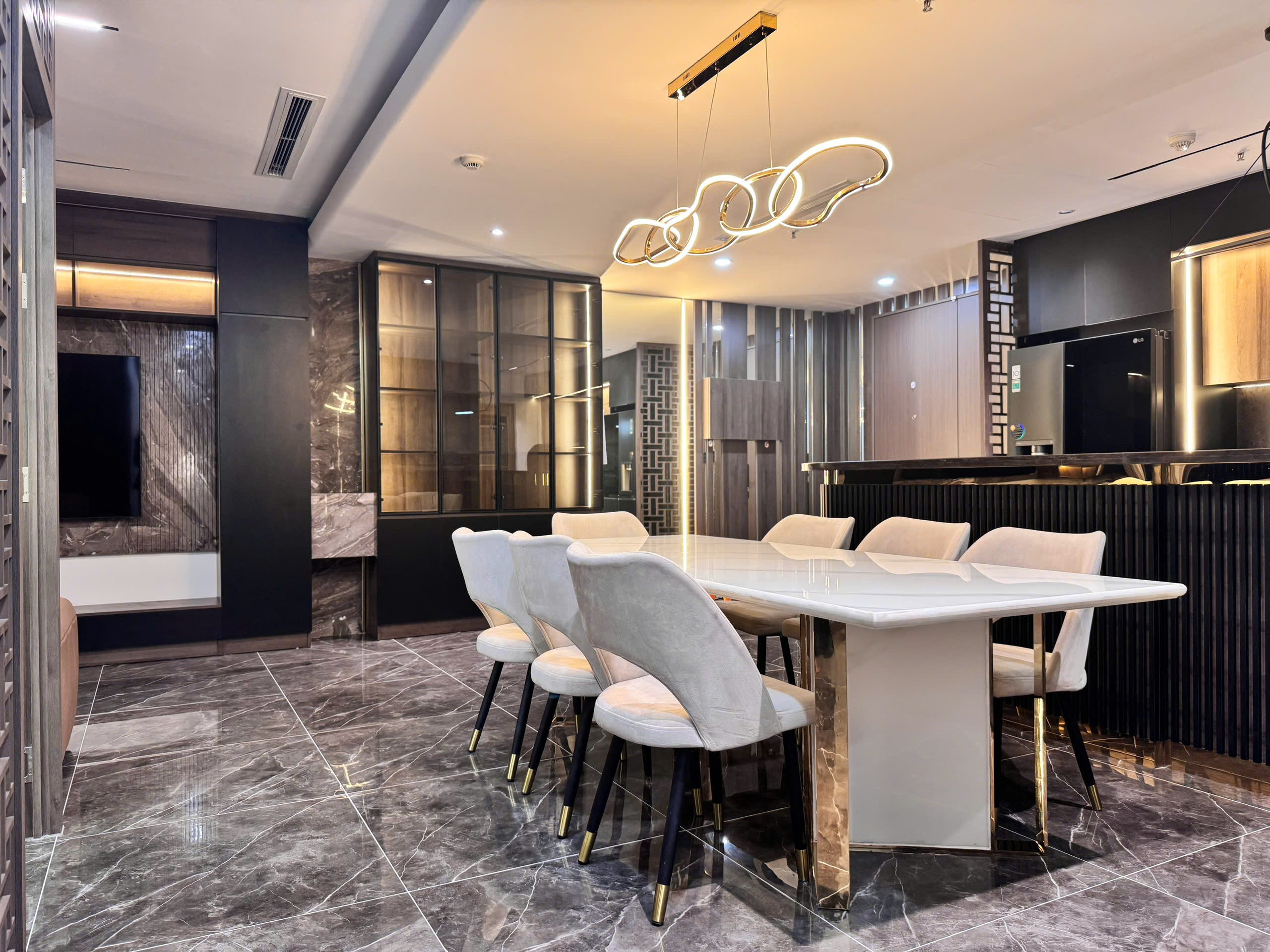 Cho thuê căn hộ The Peak Midtown M8 Phú Mỹ Hưng, Quận 7 căn góc có 2 phòng ngủ view sông – 122.95m2 1