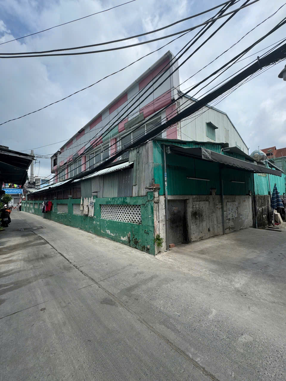 Bán đất mặt tiền 1627 Huỳnh Tấn Phát, Phường Phú Mỹ, Quận 7 ngang siêu hiếm 17m, hướng Tây – 524m2 1