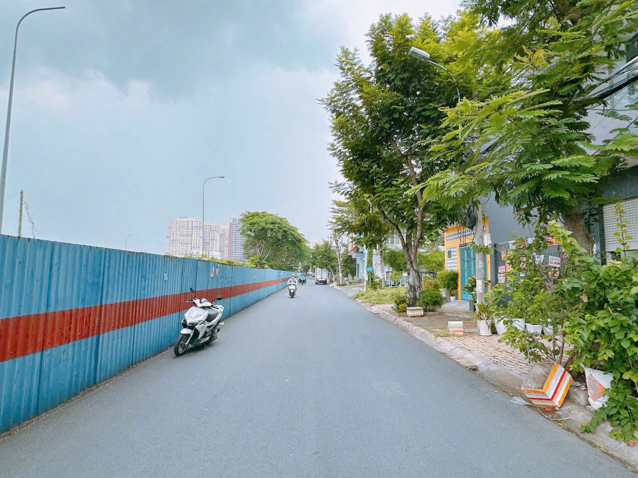 Townhouse land for sale on street 20, Cho Lon residential area, District 7 is built on the ground floor + 2 floors + terrace – 185m2 1