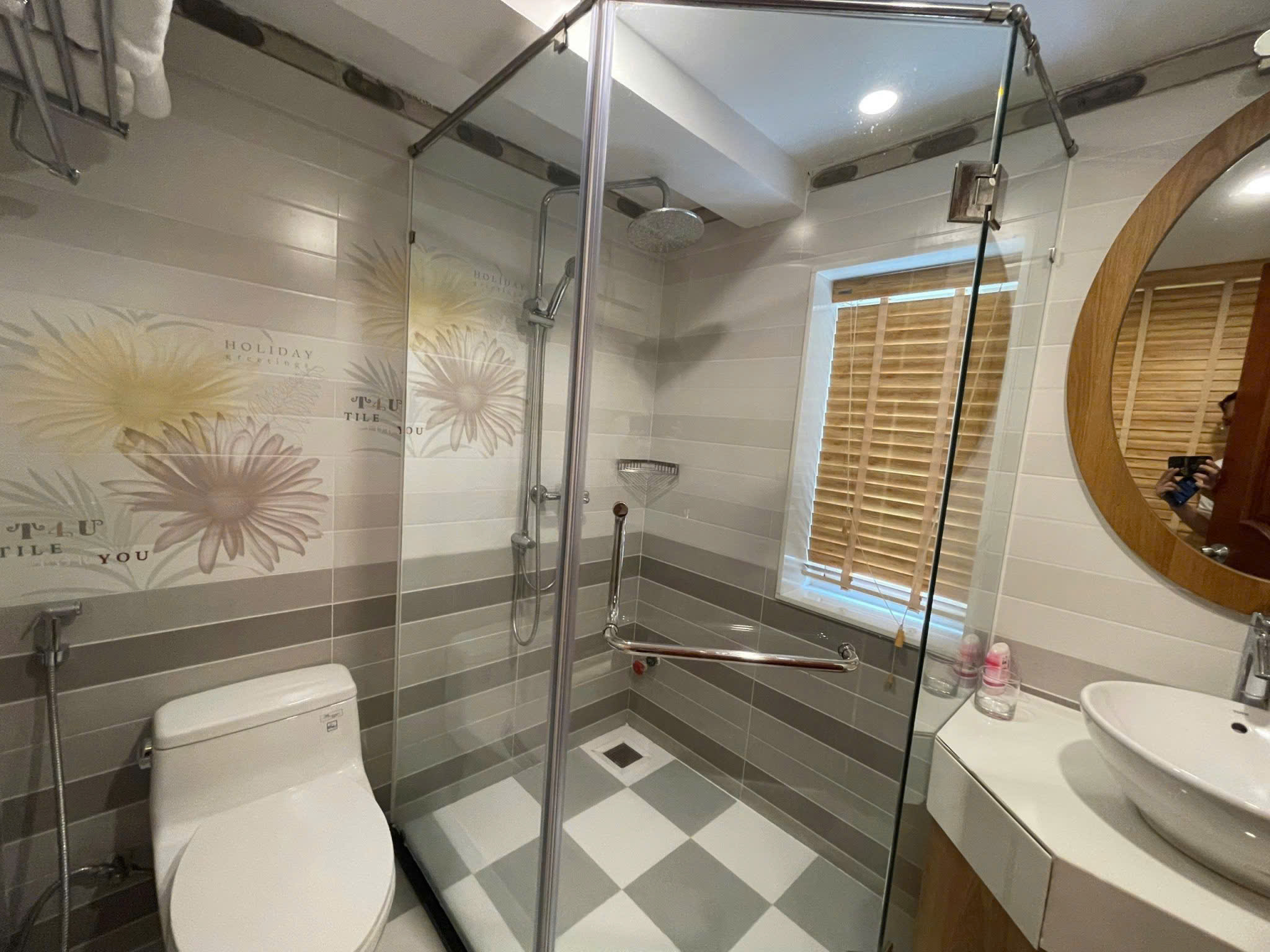 Bán hoặc cho thuê khách sạn Hưng Gia 5 Phú Mỹ Hưng, Quận 7 căn góc xây 5 tầng có 13 phòng - 203.5m2 11