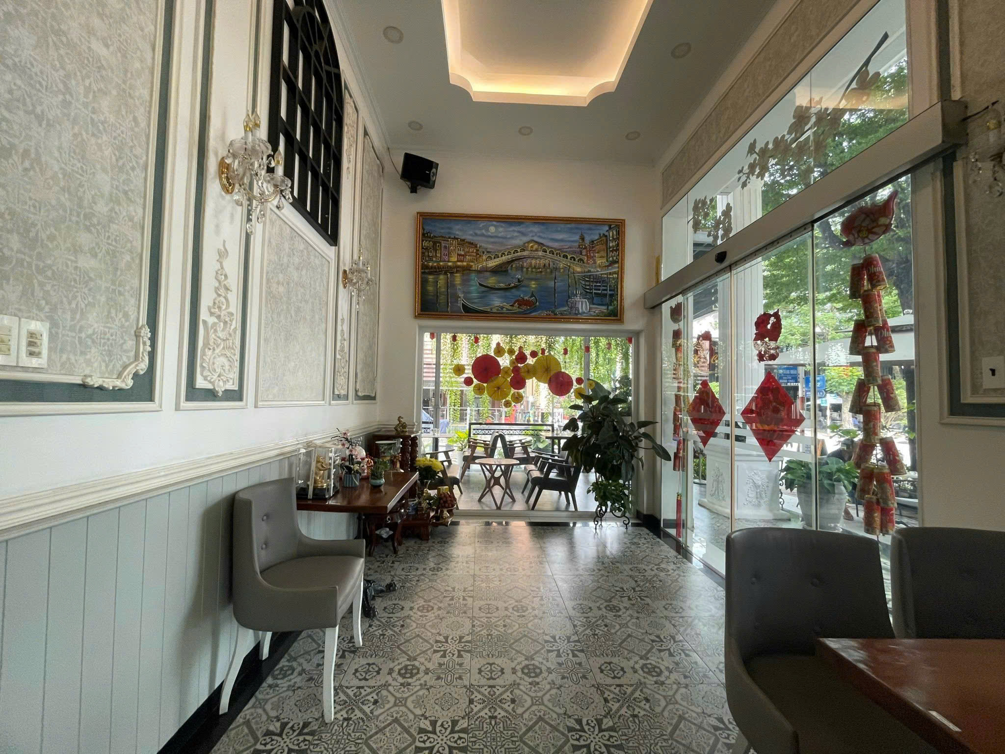 Bán hoặc cho thuê khách sạn Hưng Gia 5 Phú Mỹ Hưng, Quận 7 căn góc xây 5 tầng có 13 phòng - 203.5m2 3